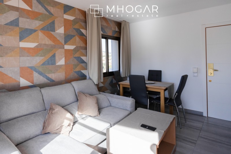 Apartamento con vistas al mar en venta, unicado a tan solo unos pasos de la Cala de La Calalga, Calpe! 
